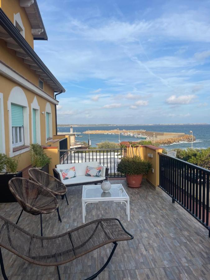 Bed and Breakfast Sunrise BB Le Castella Le Castella  Esterno foto