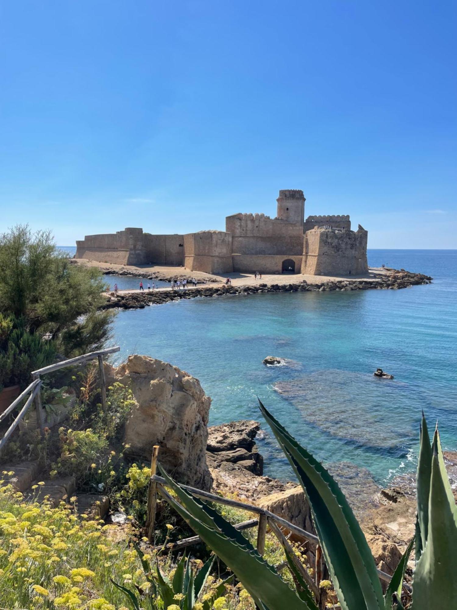 Bed and Breakfast Sunrise BB Le Castella Le Castella  Esterno foto