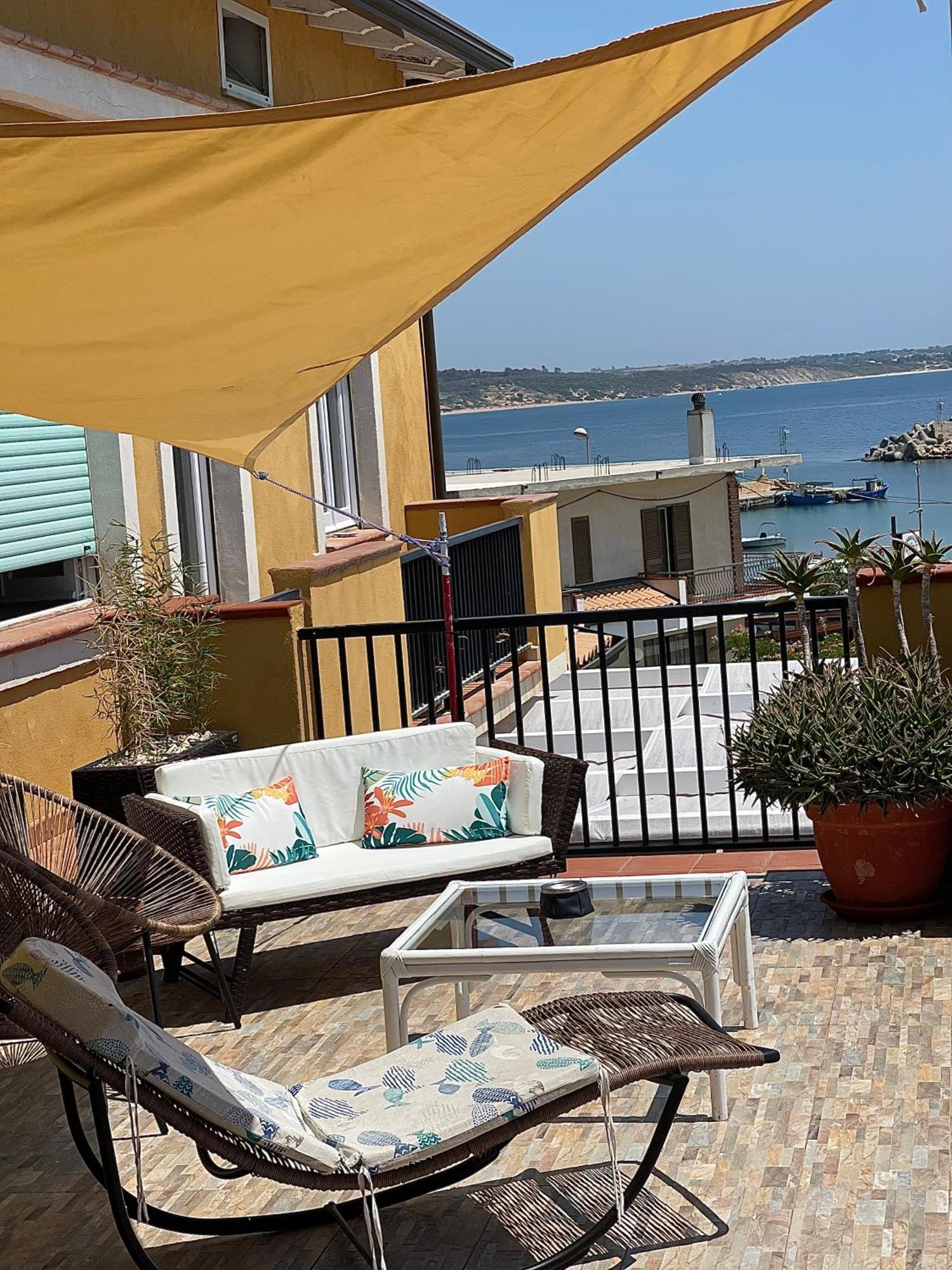 Bed and Breakfast Sunrise BB Le Castella Le Castella  Esterno foto